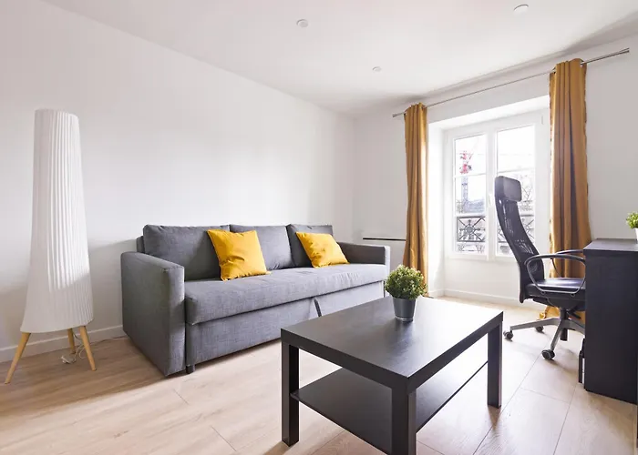 1 Bedroom Quartier Austerlitz Free Netflix