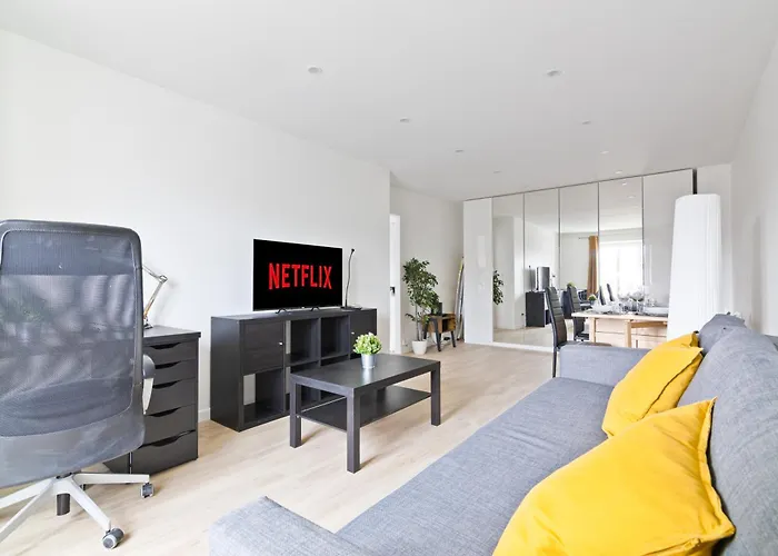 1 Bedroom Quartier Austerlitz Free Netflix Apartment *