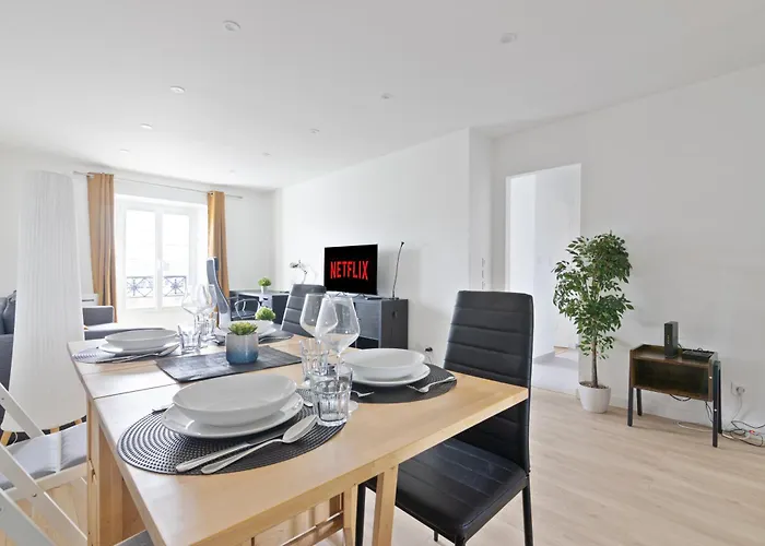 1 Bedroom Quartier Austerlitz Free Netflix Apartment