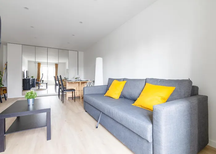 1 Bedroom Quartier Austerlitz Free Netflix Appartement